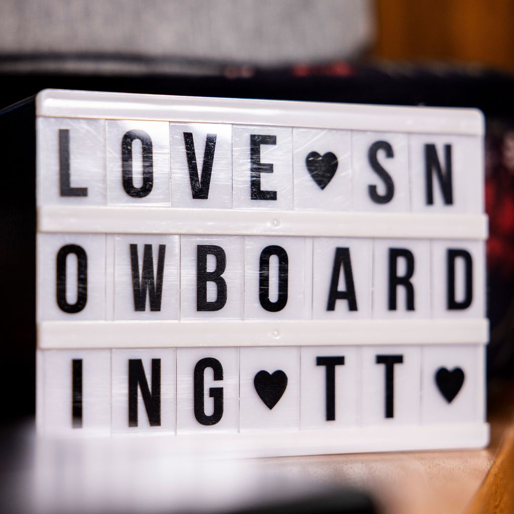 YES - love snowboarding ist wieder online