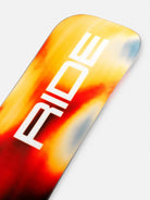 Ride Vantum Snowboard 2026/27, Nahaufnahme des Belags mit Ride-Schriftzug